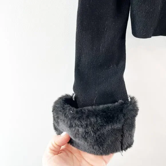 Wayf Long Sleeve Button Front Cropped Cardigan with Faux Fur Cuffs Black Medium - Picture 5 of 9